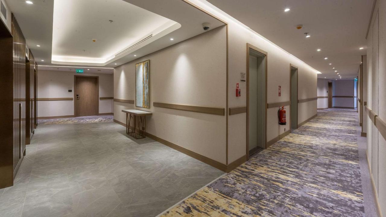 Clarion Hotel Jeddah Airport Esterno foto