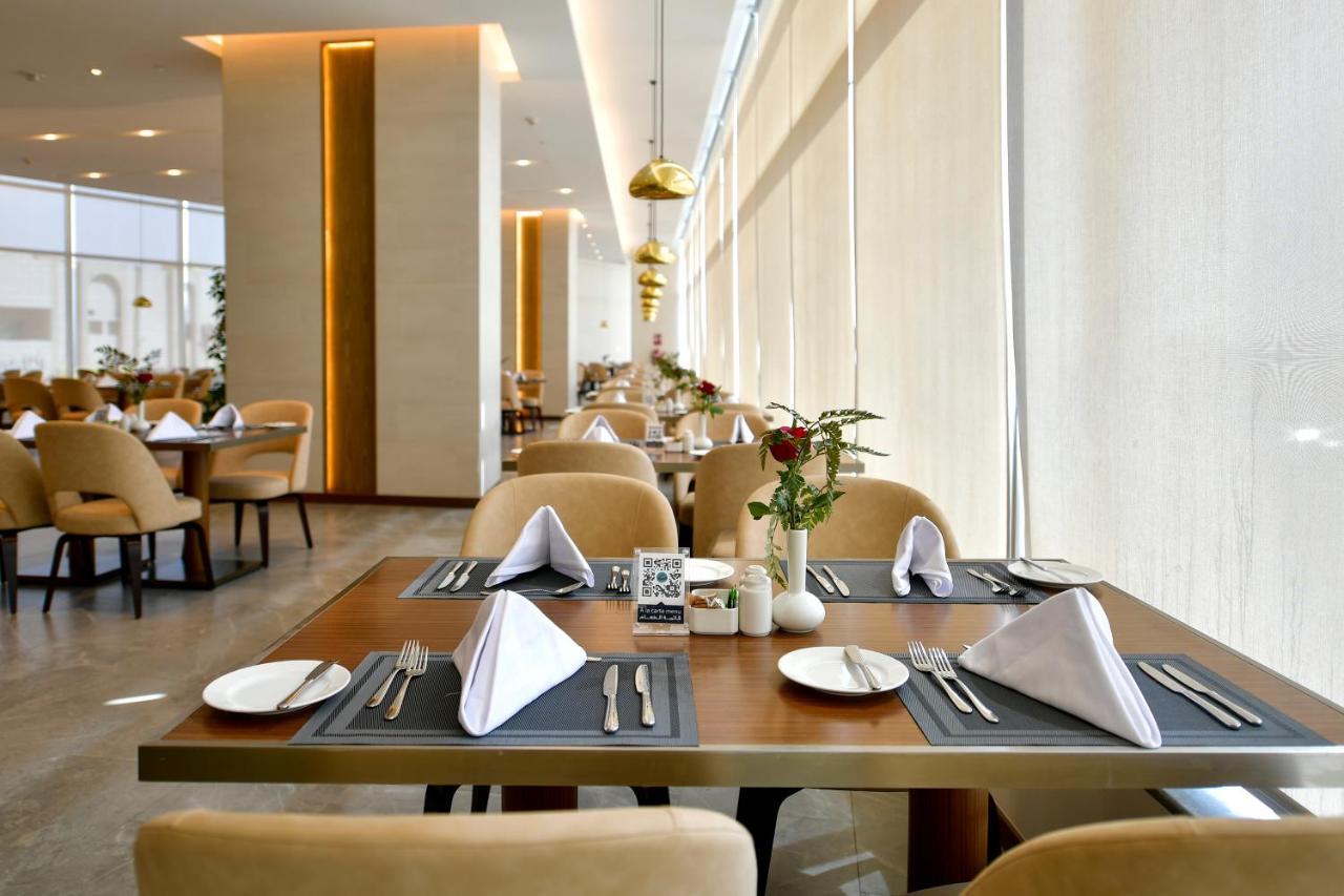 Clarion Hotel Jeddah Airport Esterno foto